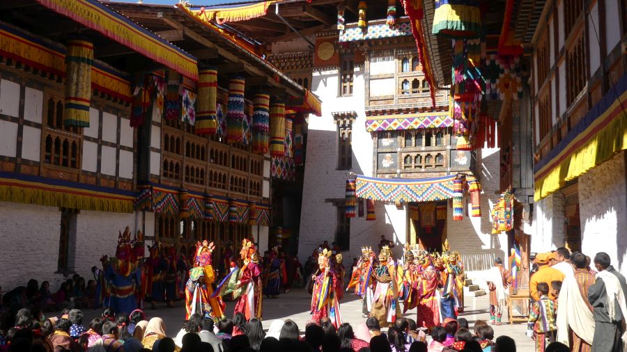 Bhutan Klosterfest Lhuentse P1030794 900x506