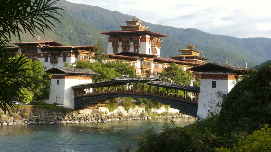 Bhutan Punakha Dzong P1010805 900x506